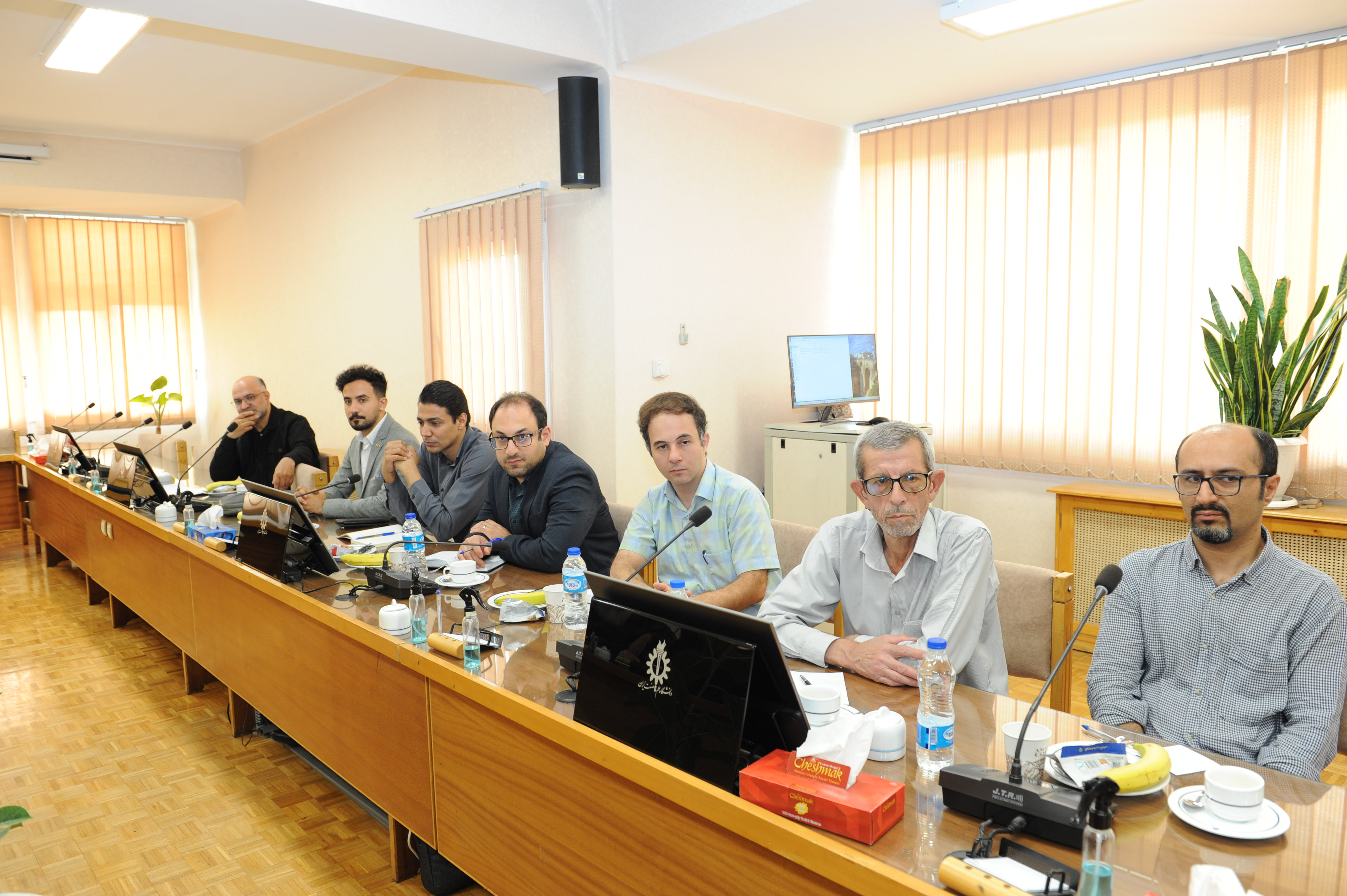 تصویر گالری آیروکاپ شماره 2