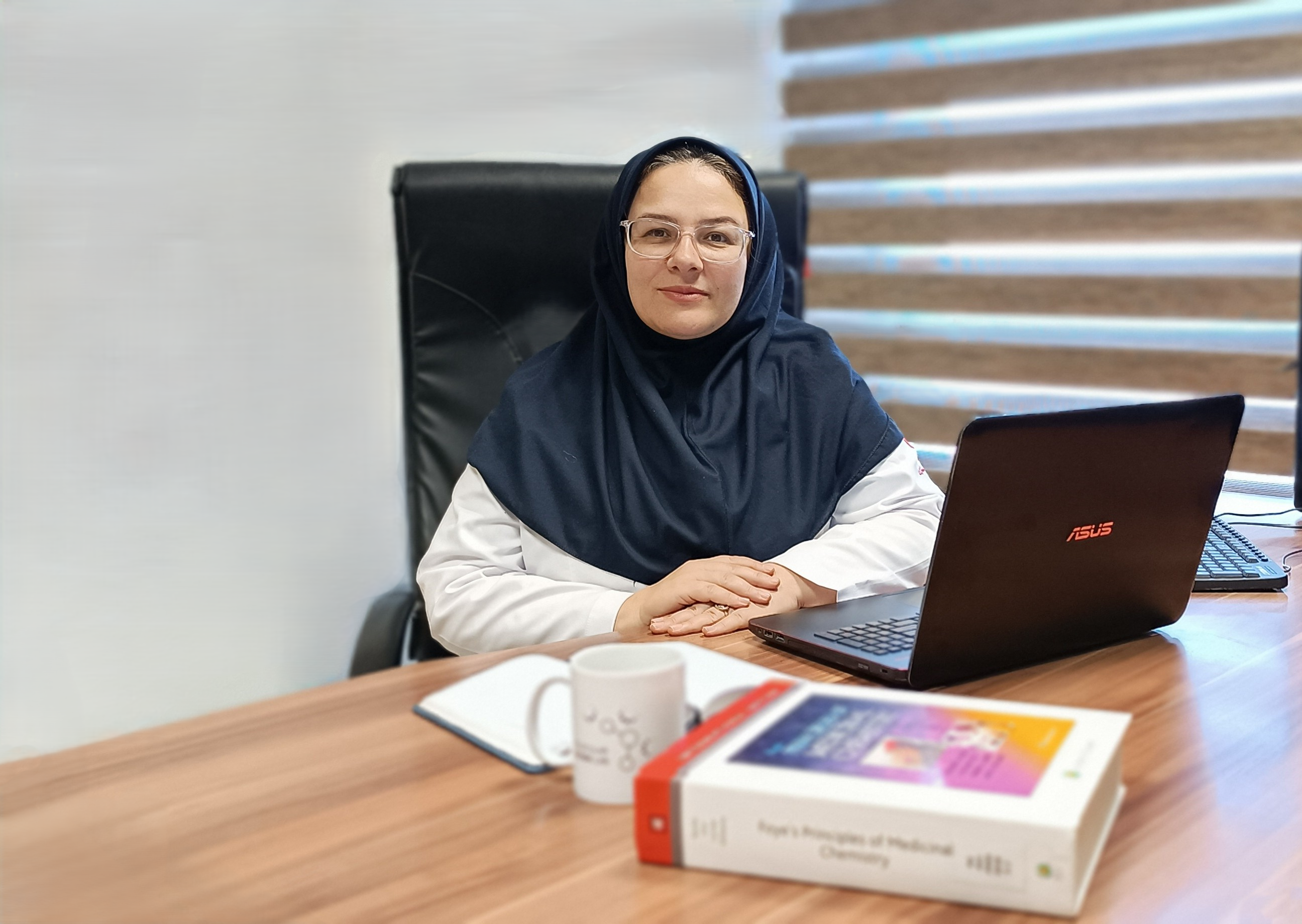 تصویر پرسنلی دکتر سمیه سلطانی